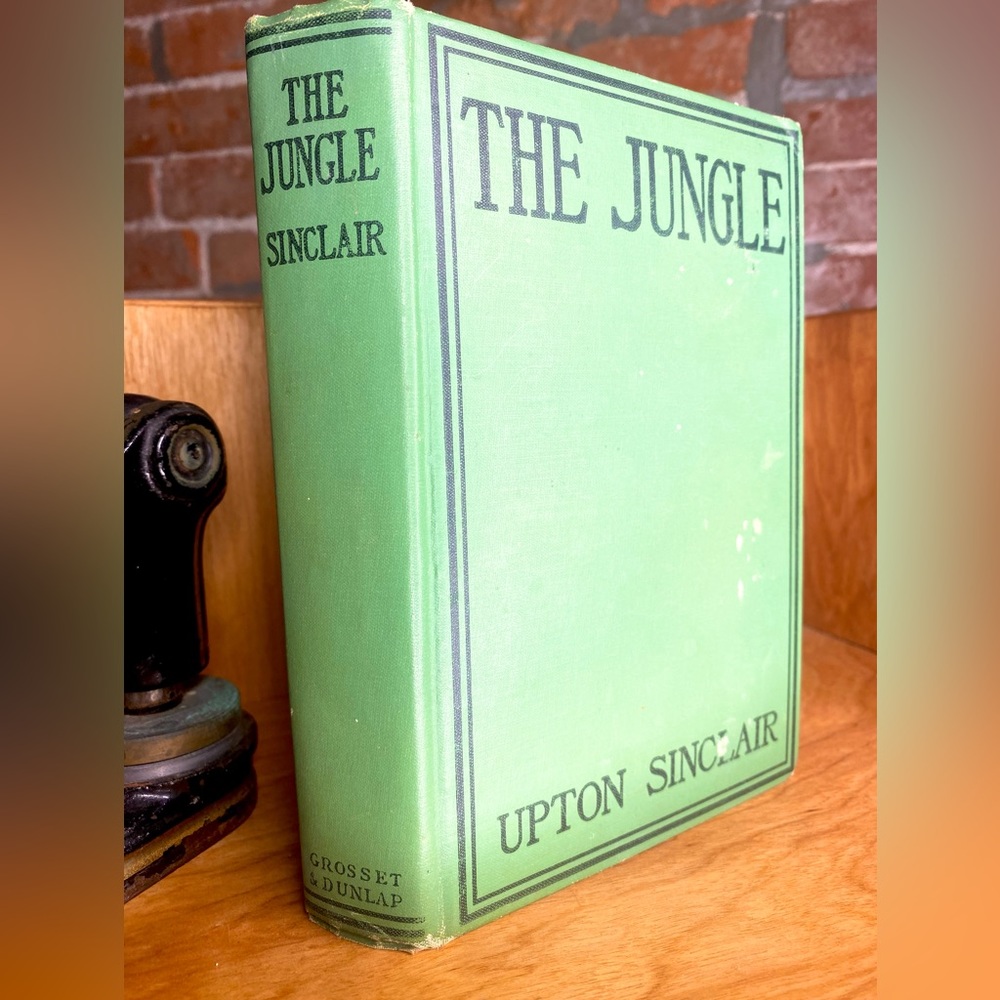 Uptown Sinclair THE JUNGLE 1906 Grosset&Dublap